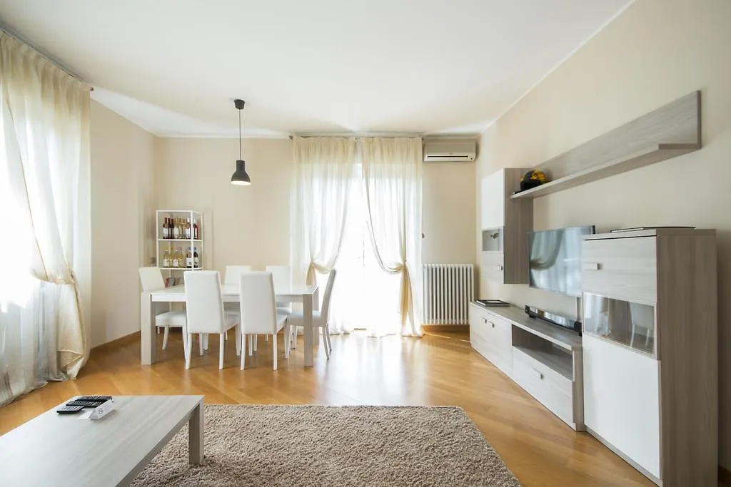 شقة Casa Foscolo Villa Guardia